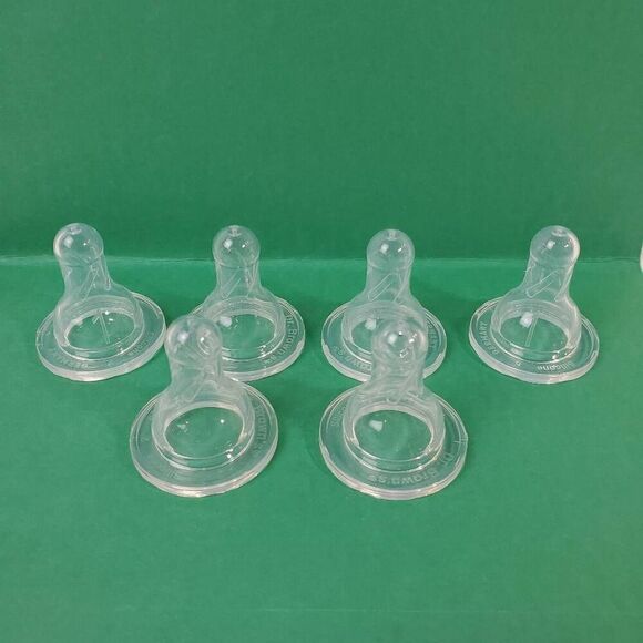 5 - Dr. Brown's Nipples stage 1 Clear - Picture 1 of 2